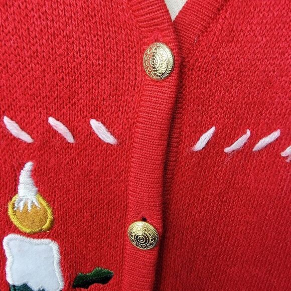☃️❄️ Red Holiday Embroidered Ugly Christmas Sweater Button Up Vest Size Medium - Picture 3 of 9
